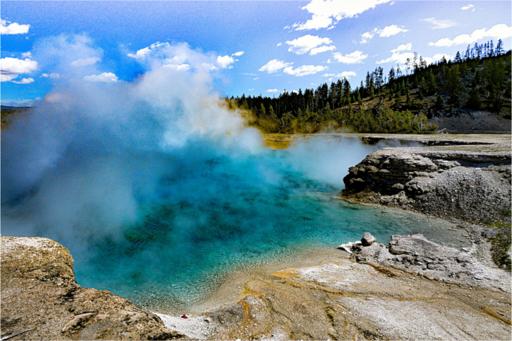 Main image Yellowstone